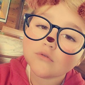 Meet your Posher, Cambria